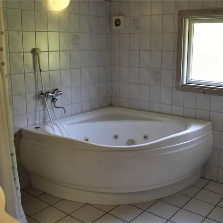 Ll222-humble-aeblevaenget-6 Nordenbro Vesteregn